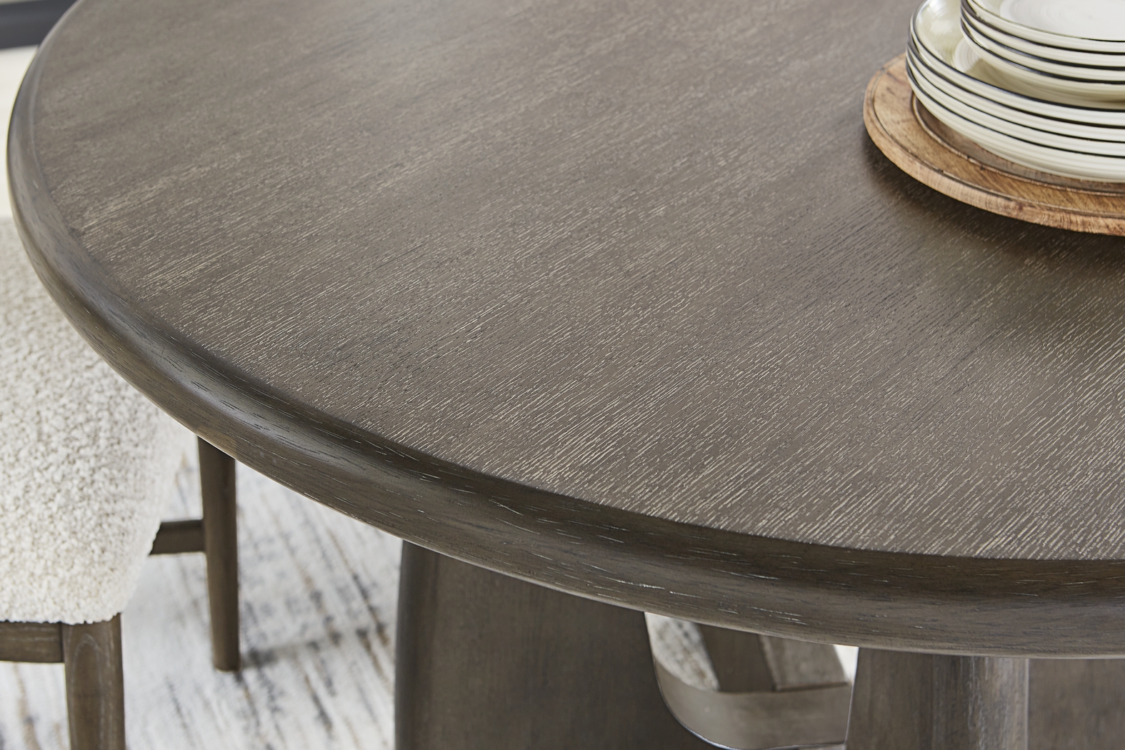 Moreno Brown 5 Pc Round Dining Room - Thumbnail - Image 3