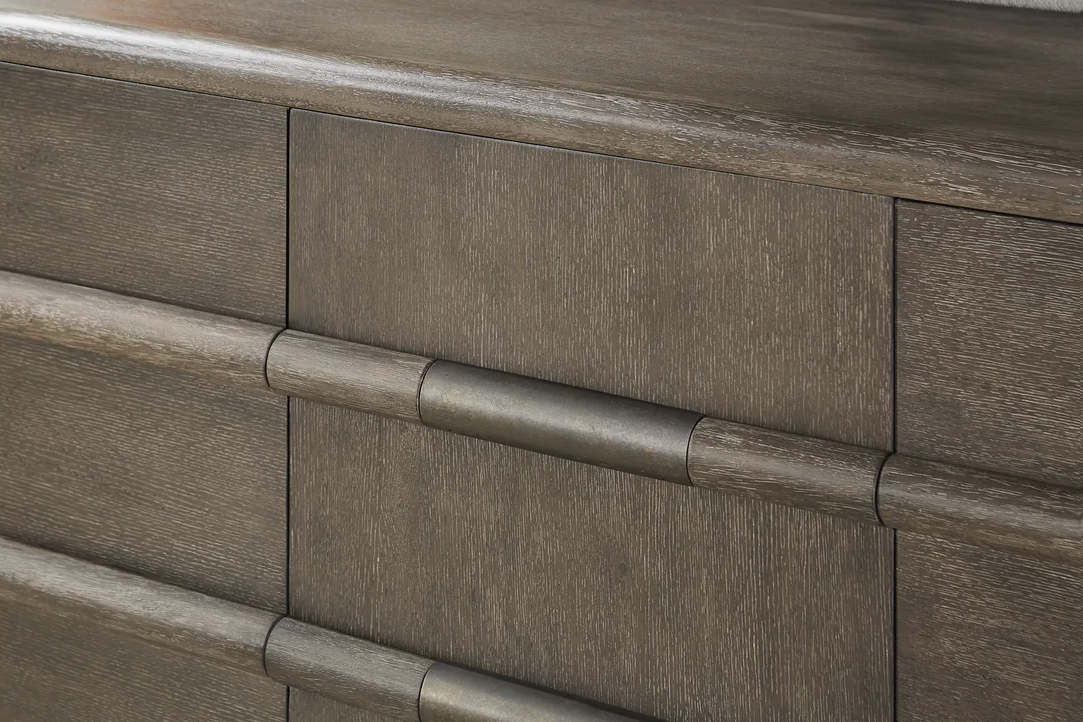 Moreno Brown Server - Thumbnail - Image 4