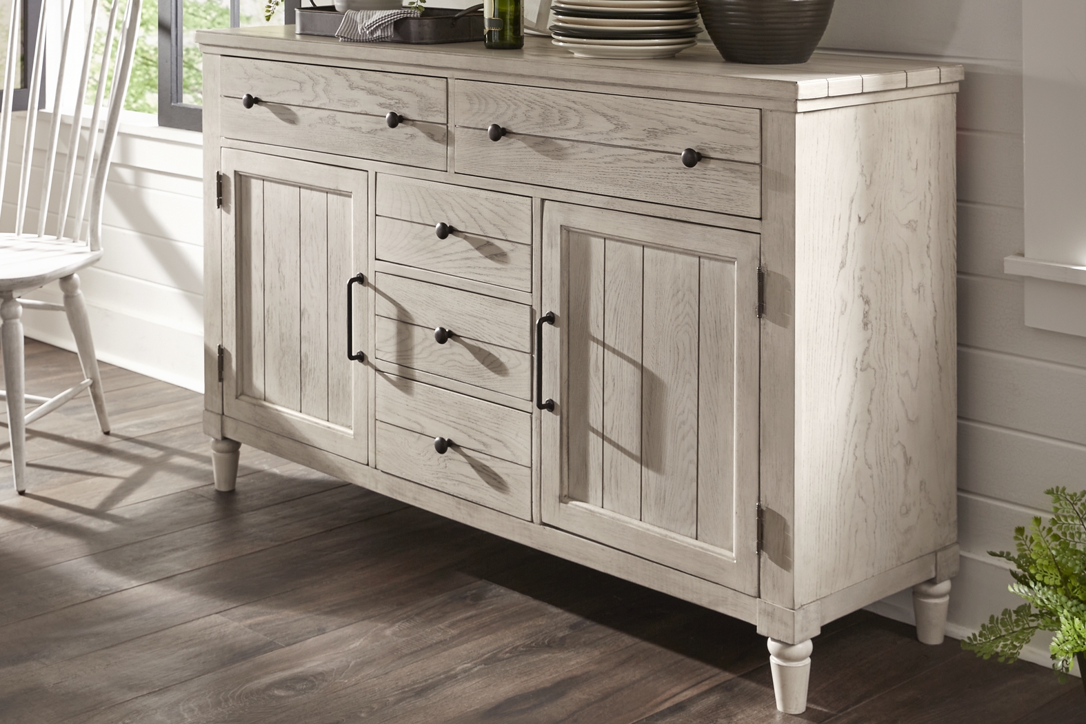 Morlan Road White 8 Pc Dining Room - Thumbnail - Image 4