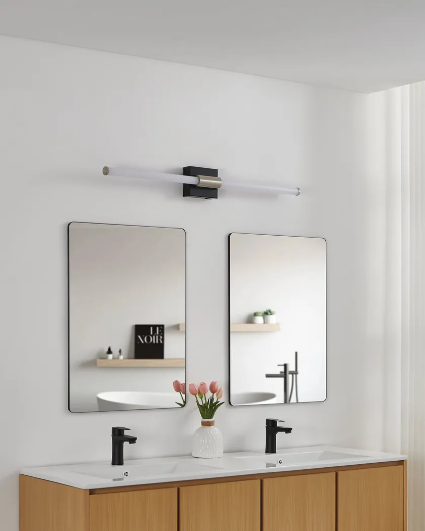 Moross Home Silver Sconce - Thumbnail - Image 3