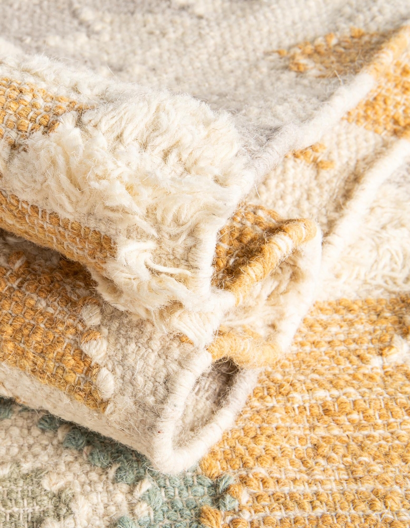 Mulde Yellow 5'1 x 8'Rug - Thumbnail - Image 4