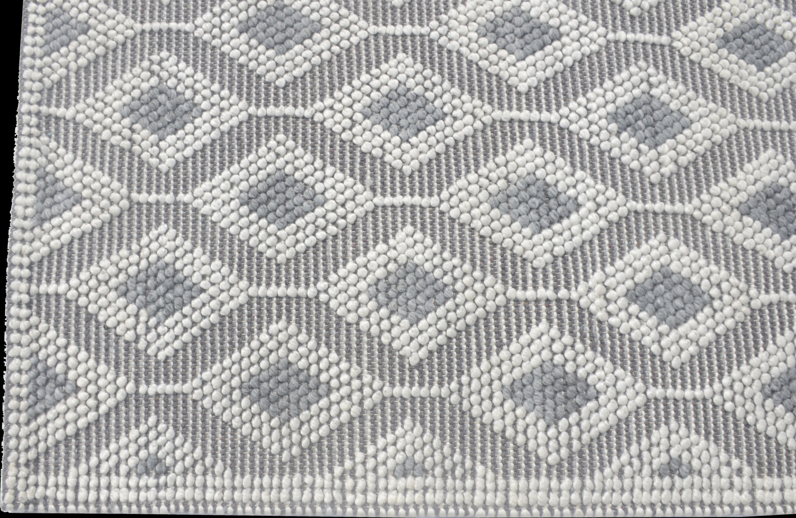 Mulsby Ivory 6' x 9' Rug - Thumbnail - Image 4