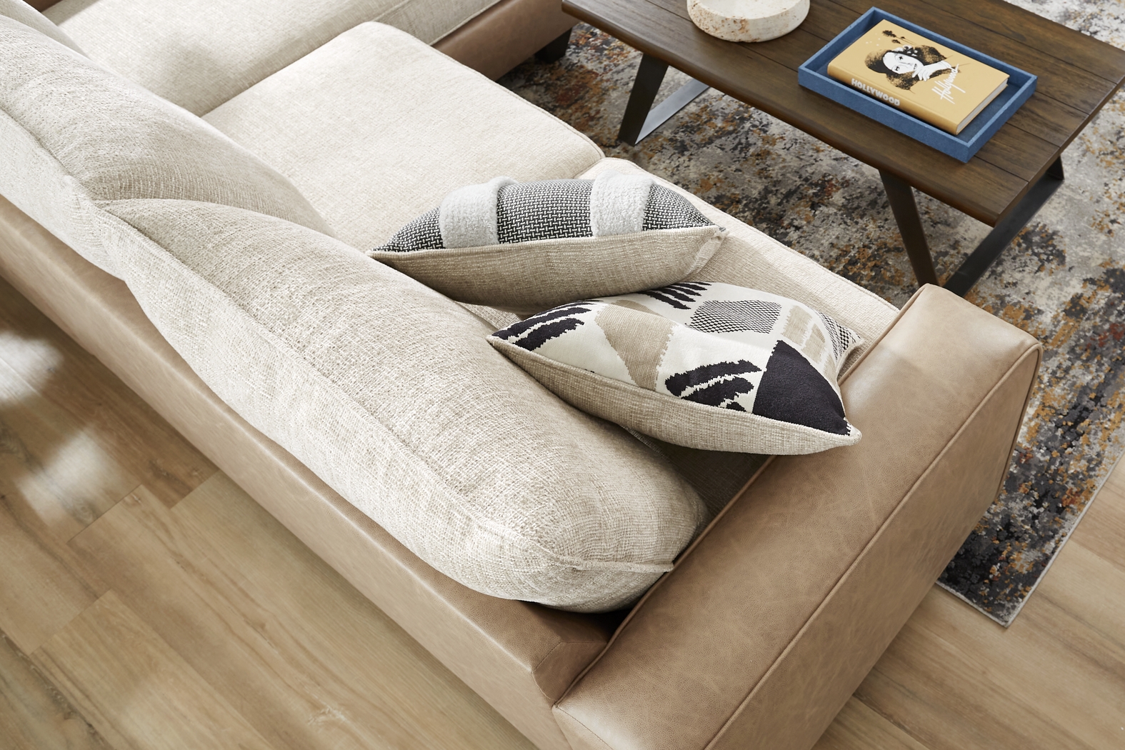 Murphy Beige 5 Pc Sectional Living Room - Thumbnail - Image 6