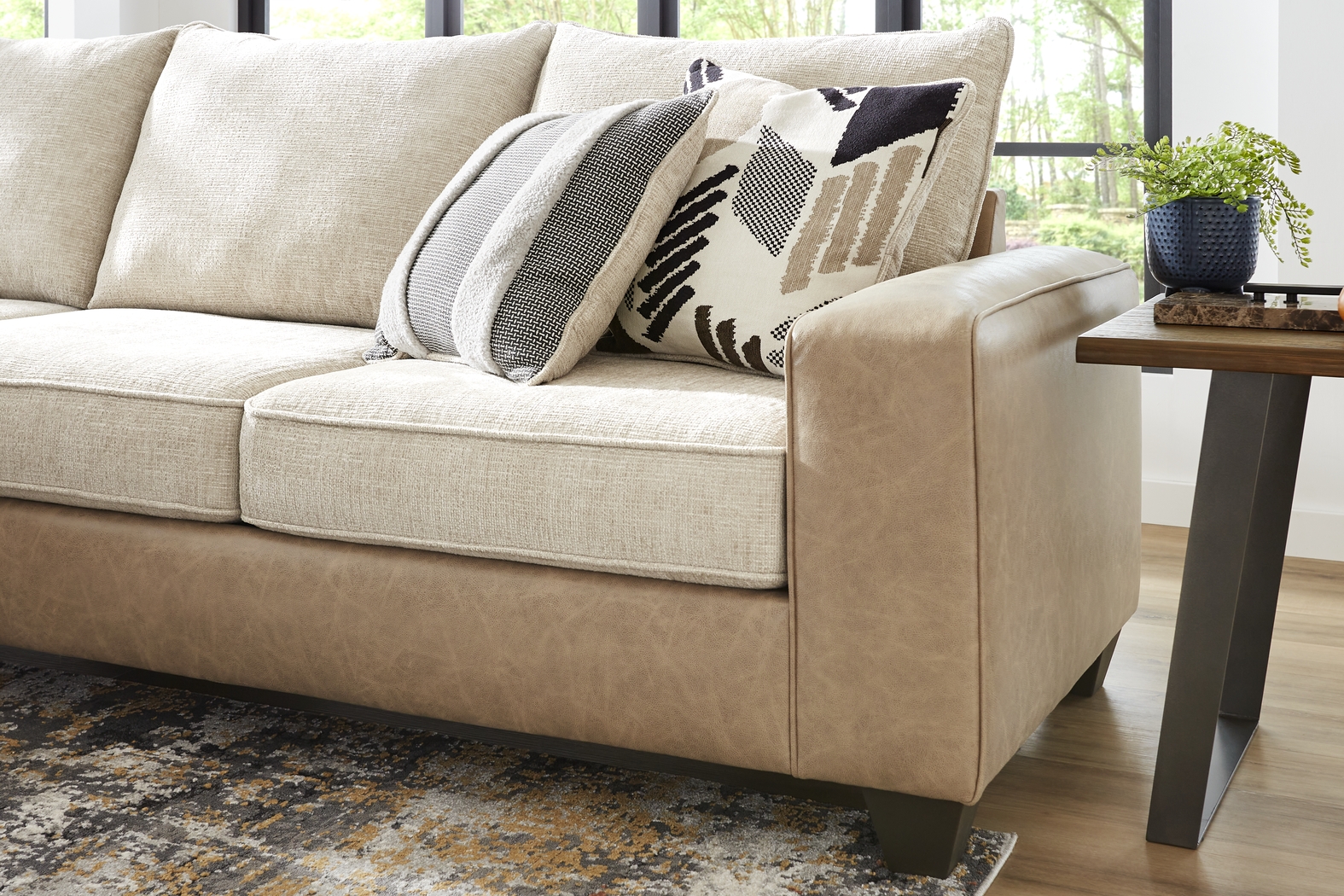Murphy Beige 3 Pc Sectional - Thumbnail - Image 4