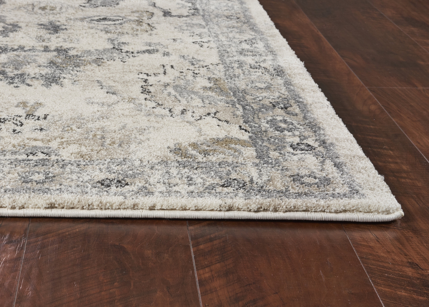 Musnia Ivory 5'3 x 7'7 Rug - Thumbnail - Image 2