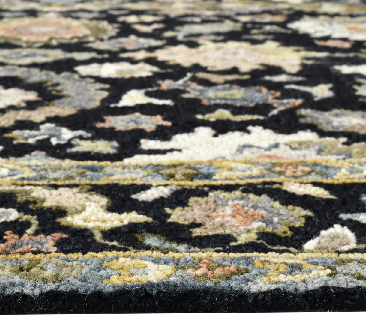 Namie Black 5' x 7'6 Rug - Thumbnail - Image 5