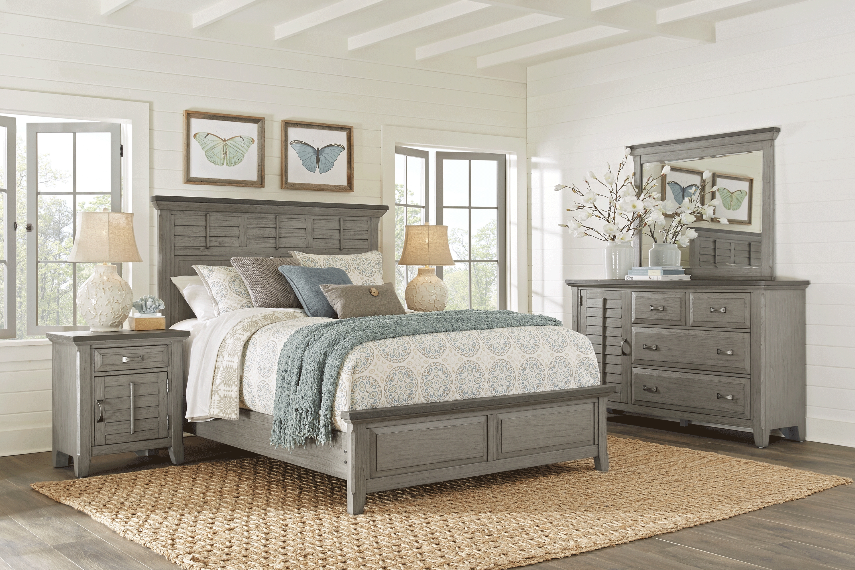 Nantucket Breeze Gray 5 Pc King Panel Bedroom - Thumbnail - Image 1
