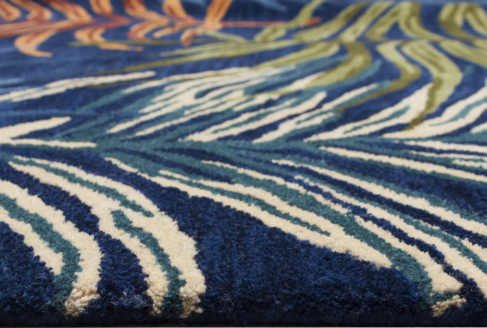 Nassella Navy 7'6 x 9'6 Rug - Thumbnail - Image 7