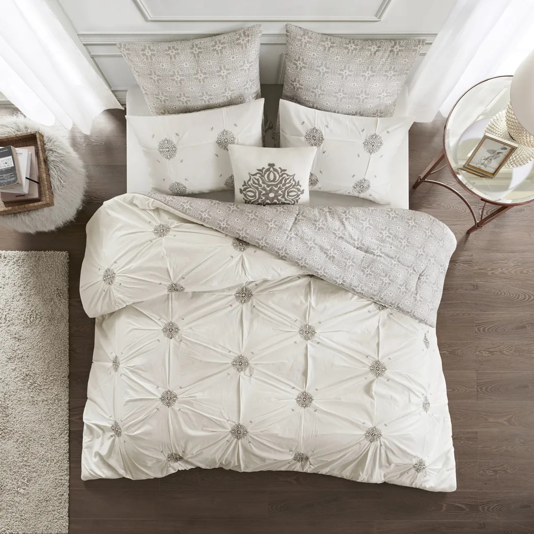 Nasworthy Ivory 6 Pc Full/Queen Comforter Set - Thumbnail - Image 2