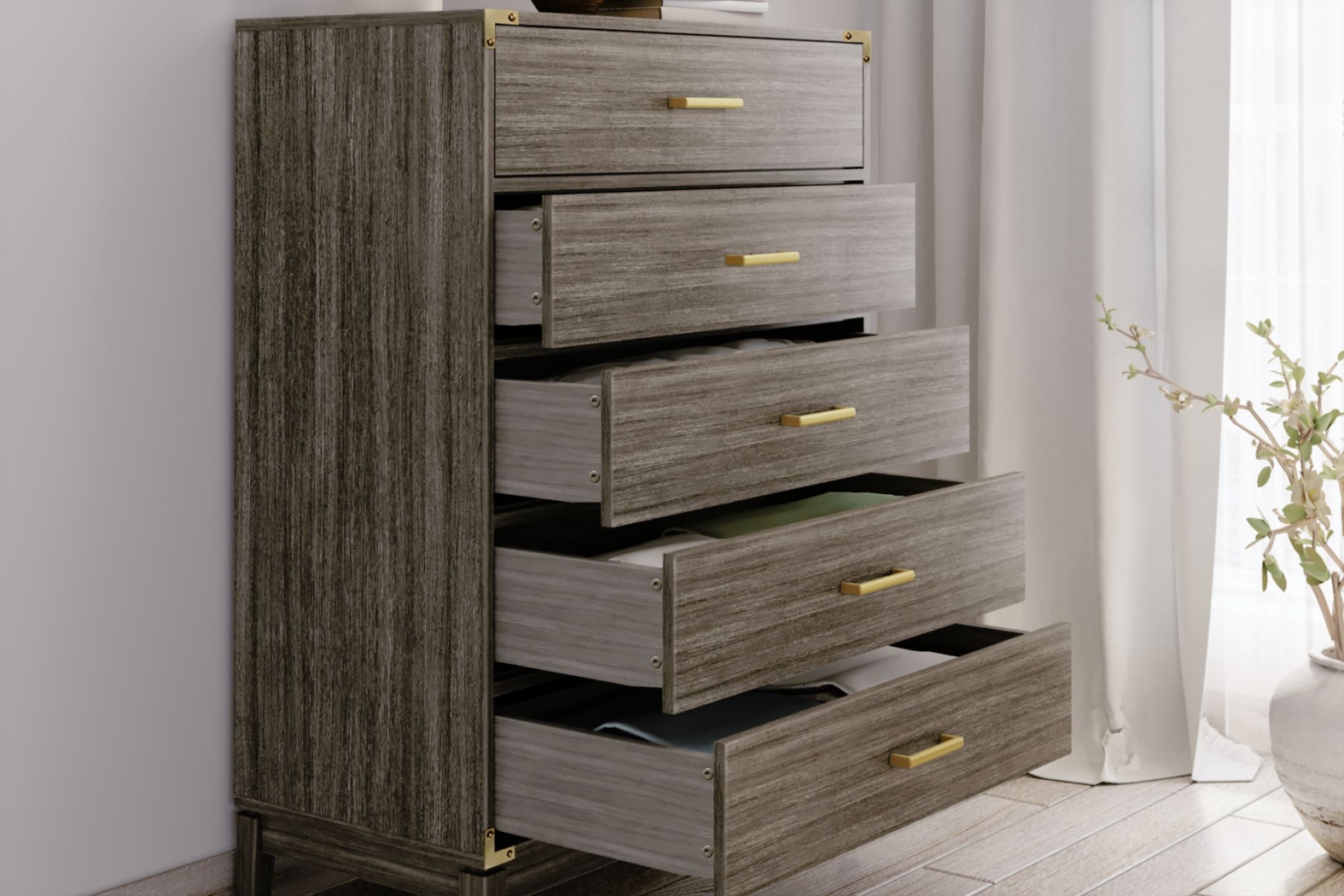 Natoma Brown 5-Drawer Chest - Thumbnail - Image 3