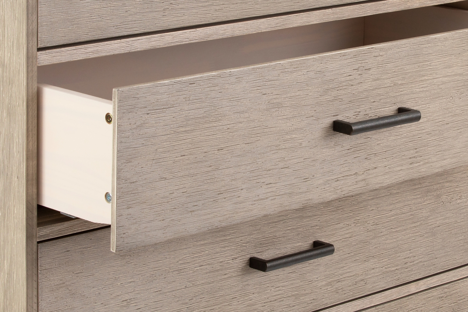 Natoma Gray 5-Drawer Chest - Thumbnail - Image 6