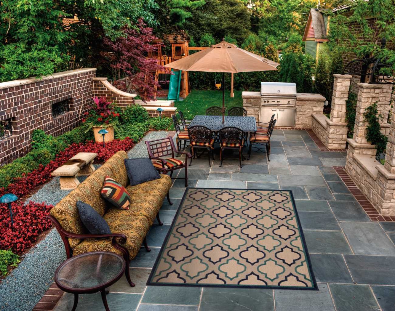 Nelinda Navy 8' x 11' Indoor/Outdoor Rug - Thumbnail - Image 3