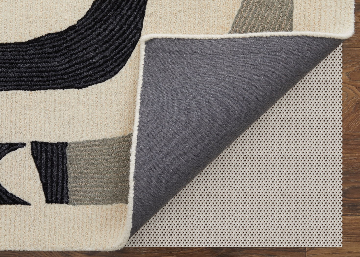 Nerida Ivory/Black 3'6 x 5'6 Rug - Thumbnail - Image 5