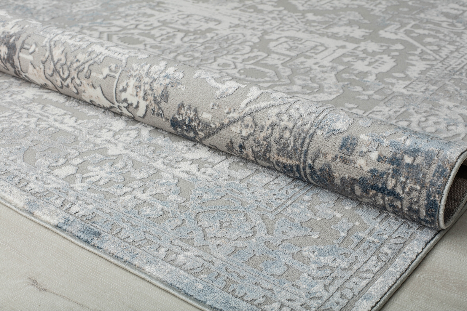 Neryl 5'3 x 7' Gray Rug - Thumbnail - Image 4