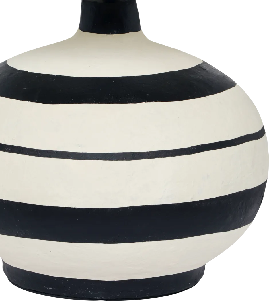 Nettleton Boulevard Black Lamp - Thumbnail - Image 4