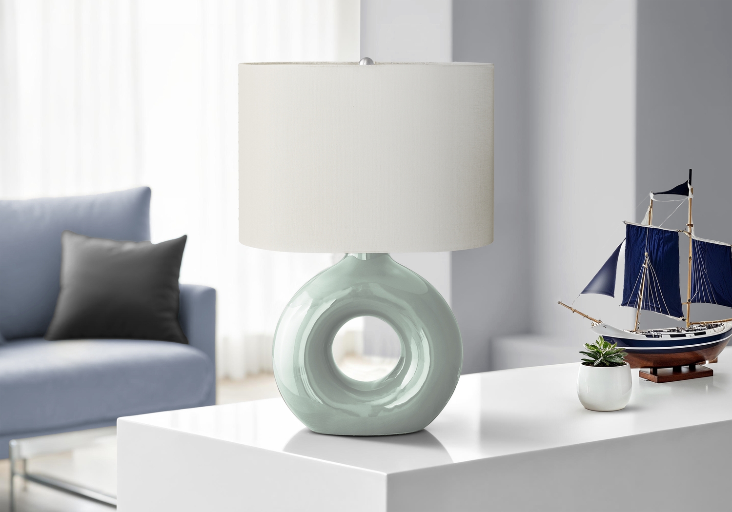 Neveux Shade Green Lamp - Thumbnail - Image 3