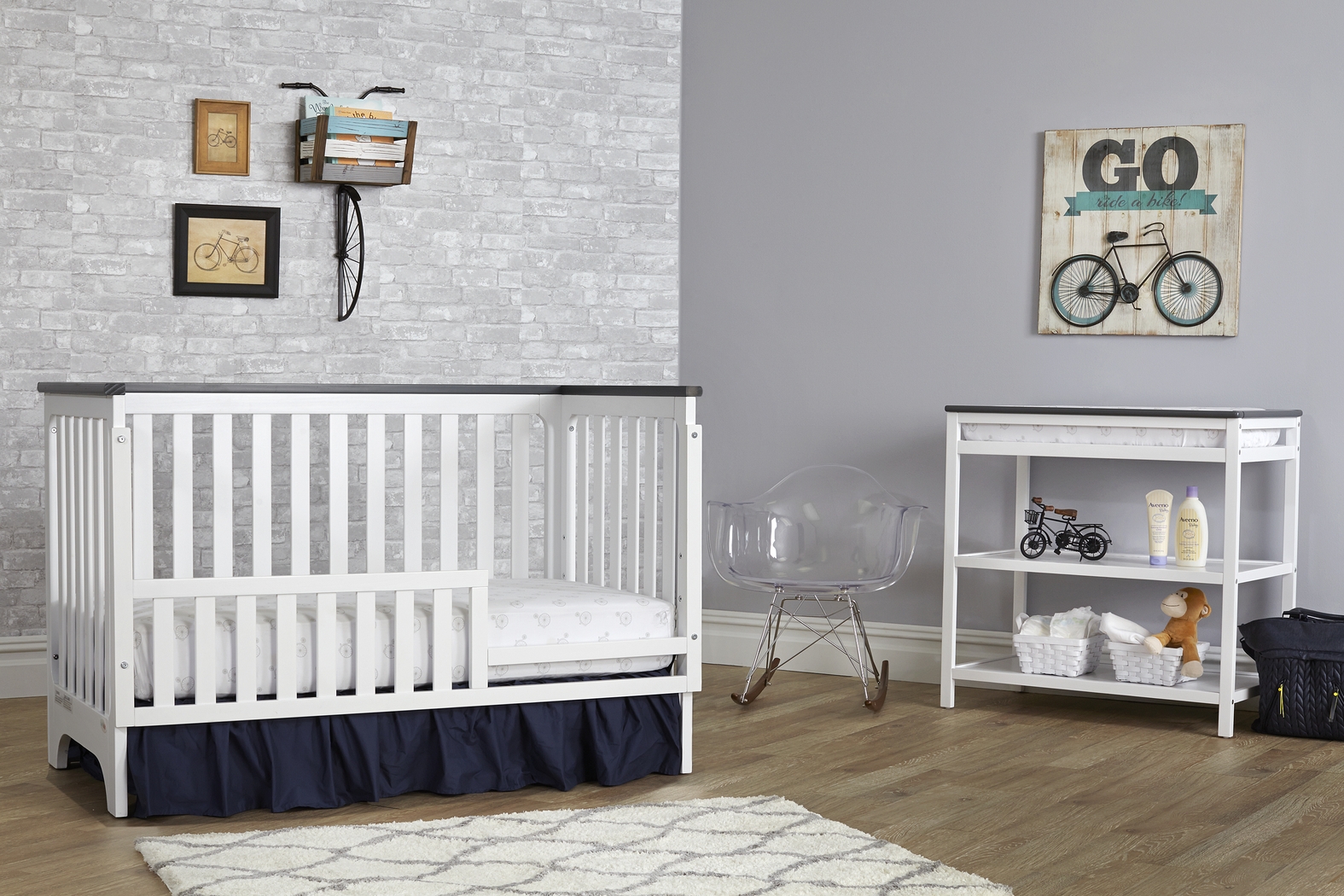 Neville White Crib - Thumbnail - Image 6