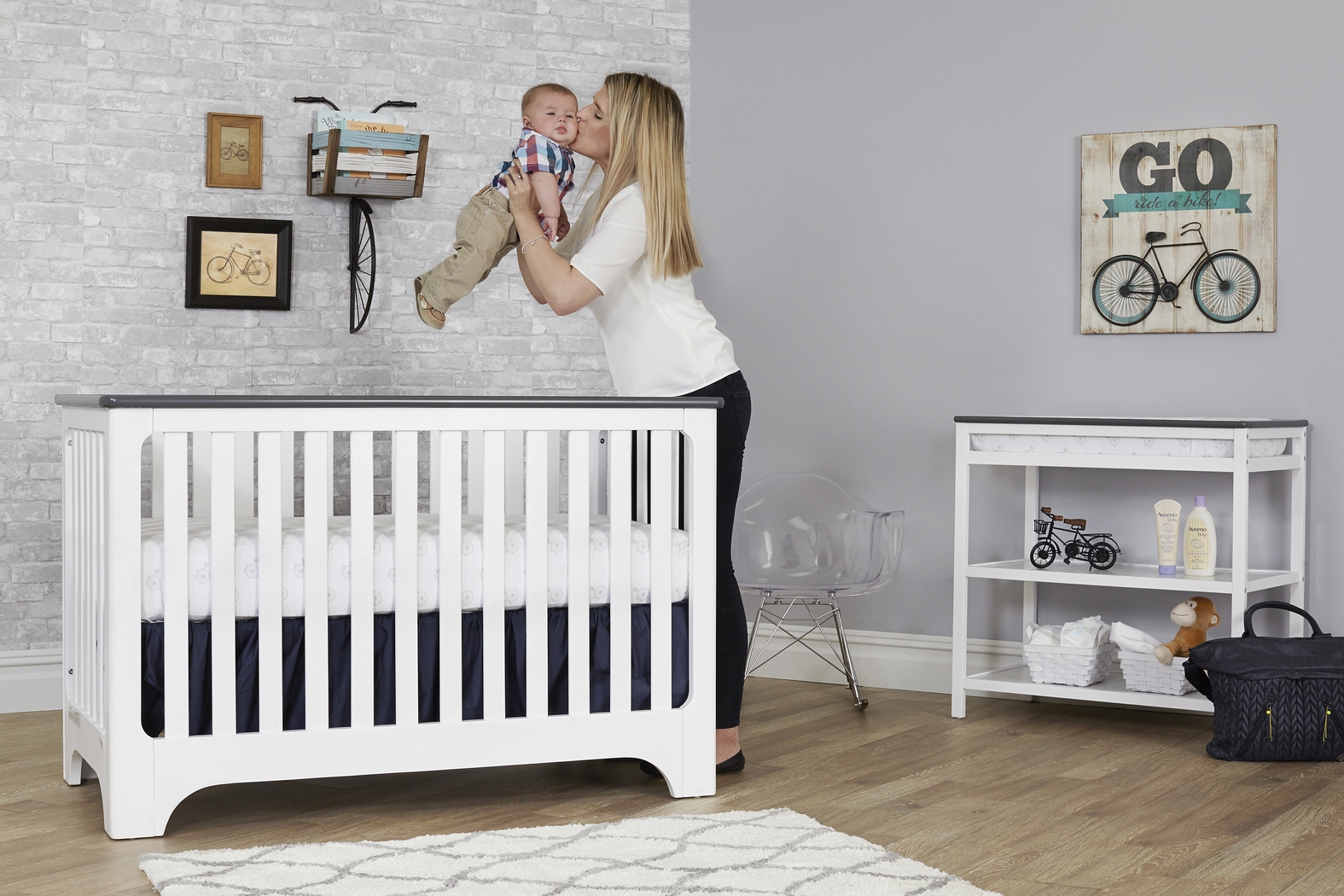 Neville White Crib - Thumbnail - Image 8