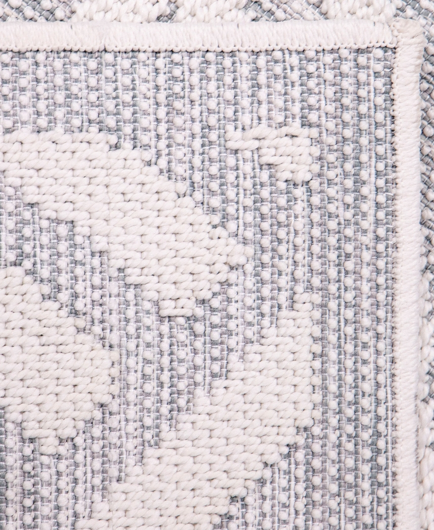 Newbern Blue 5'3 x 7'6 Rug - Thumbnail - Image 5