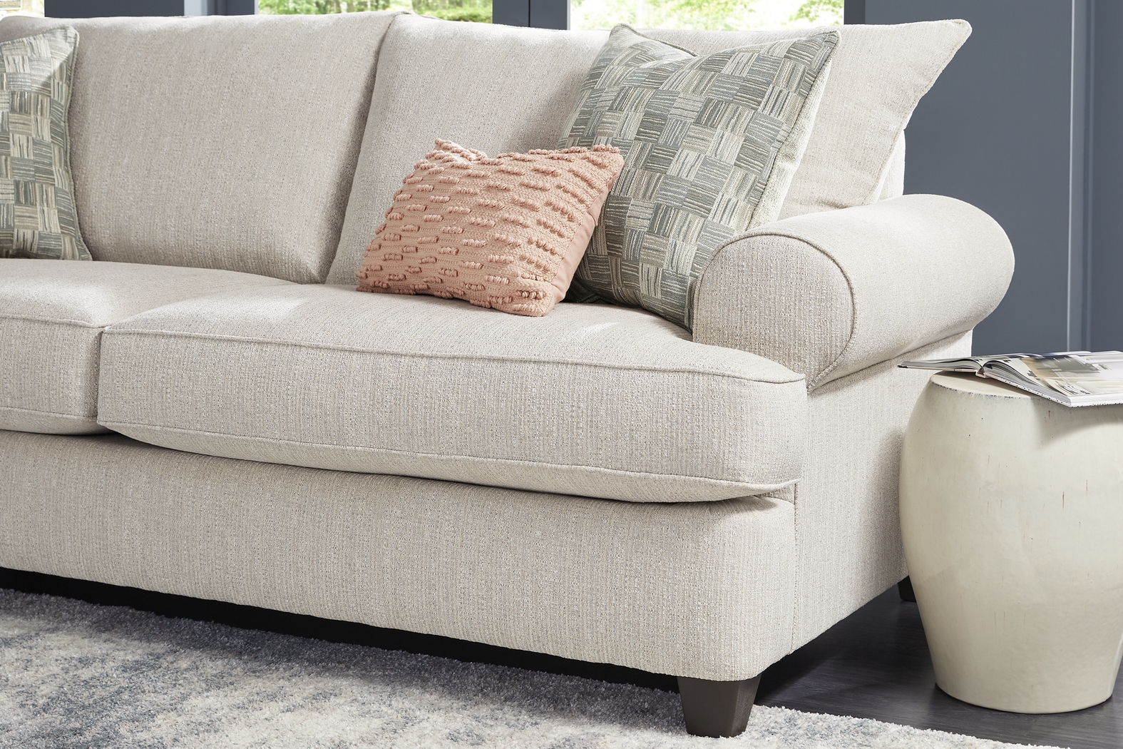 Newcastle Ivory 7 Pc Living Room with Gel Foam Sleeper Sofa - Thumbnail - Image 4