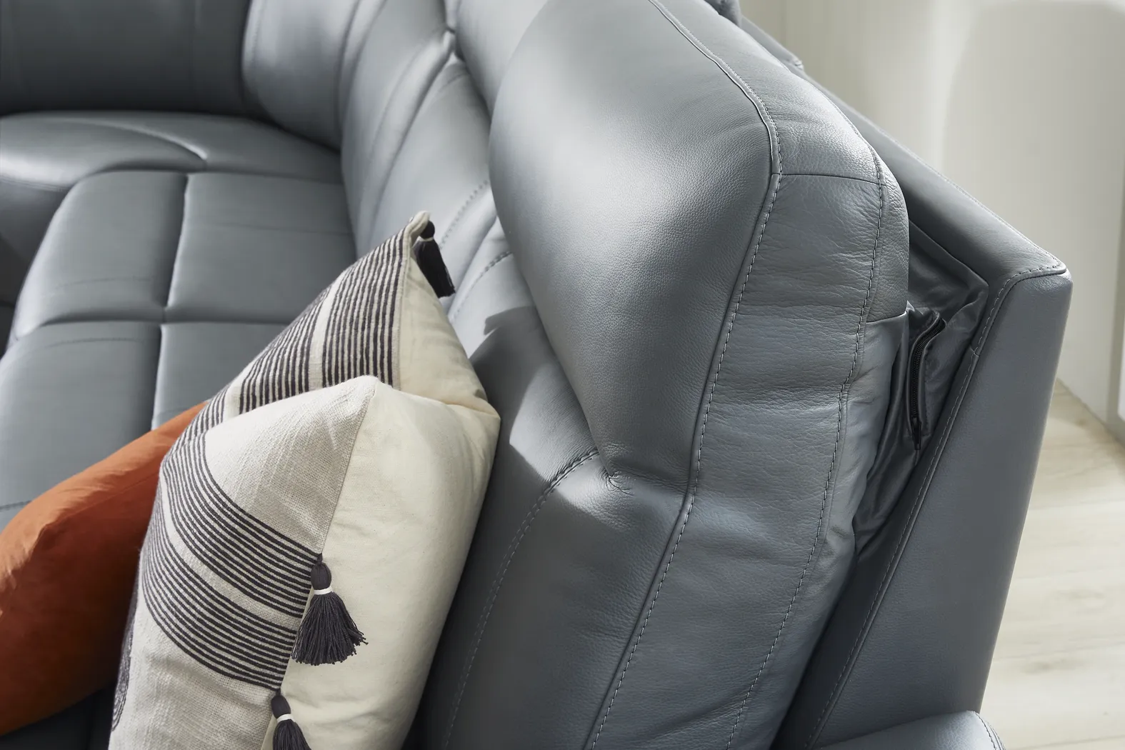 Newport Blue Leather 3 Pc Dual Power Reclining Sectional - Image 8
