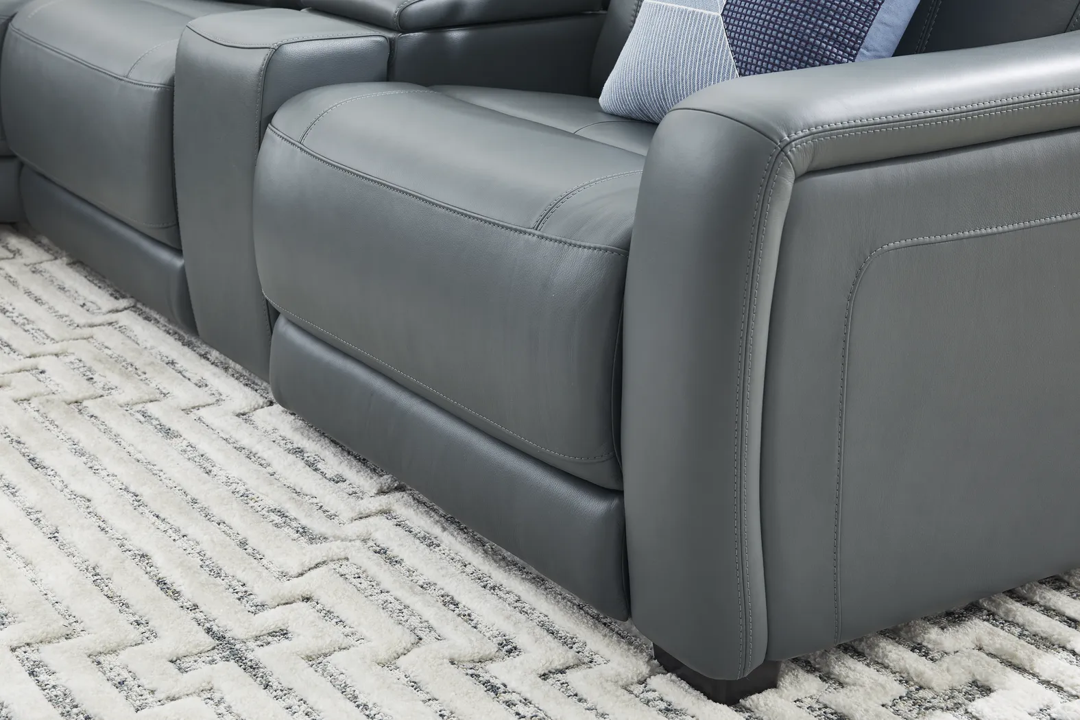Newport Blue Leather 7 Pc Dual Power Reclining Sectional - Image 7