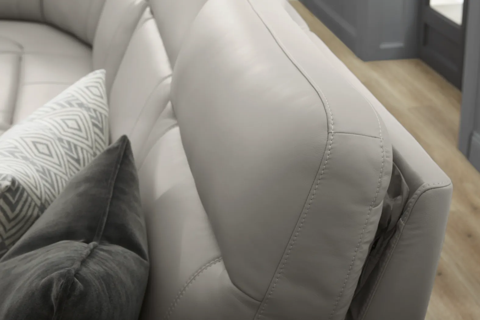 Newport Gray Leather 3 Pc Dual Power Reclining Sectional - Image 11
