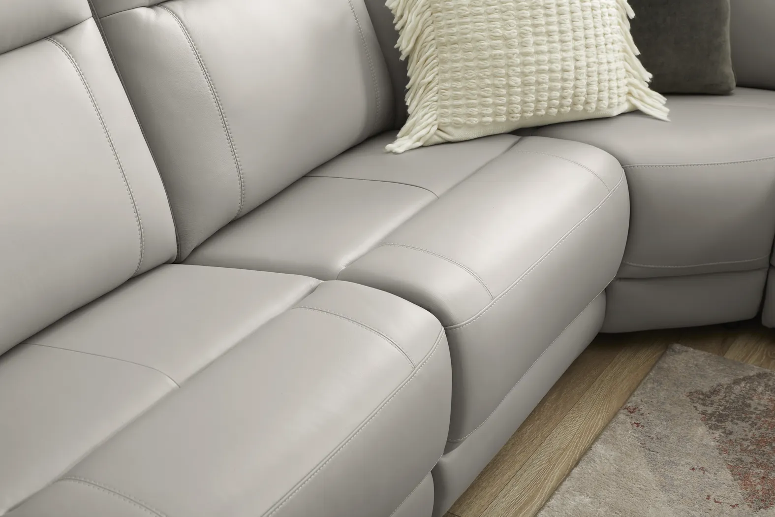Newport Gray Leather 7 Pc Dual Power Reclining Sectional - Image 13