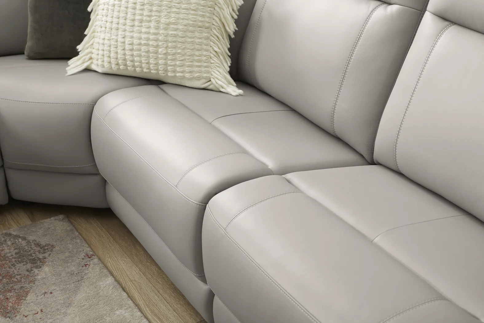 Newport Gray Leather 7 Pc Dual Power Reclining Sectional - Image 14