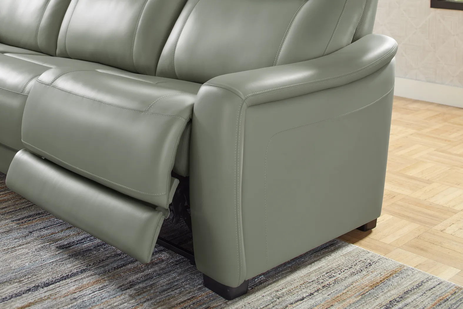 Newport Mint Leather 6 Pc Dual Power Reclining Sectional Living Room - Thumbnail - Image 10