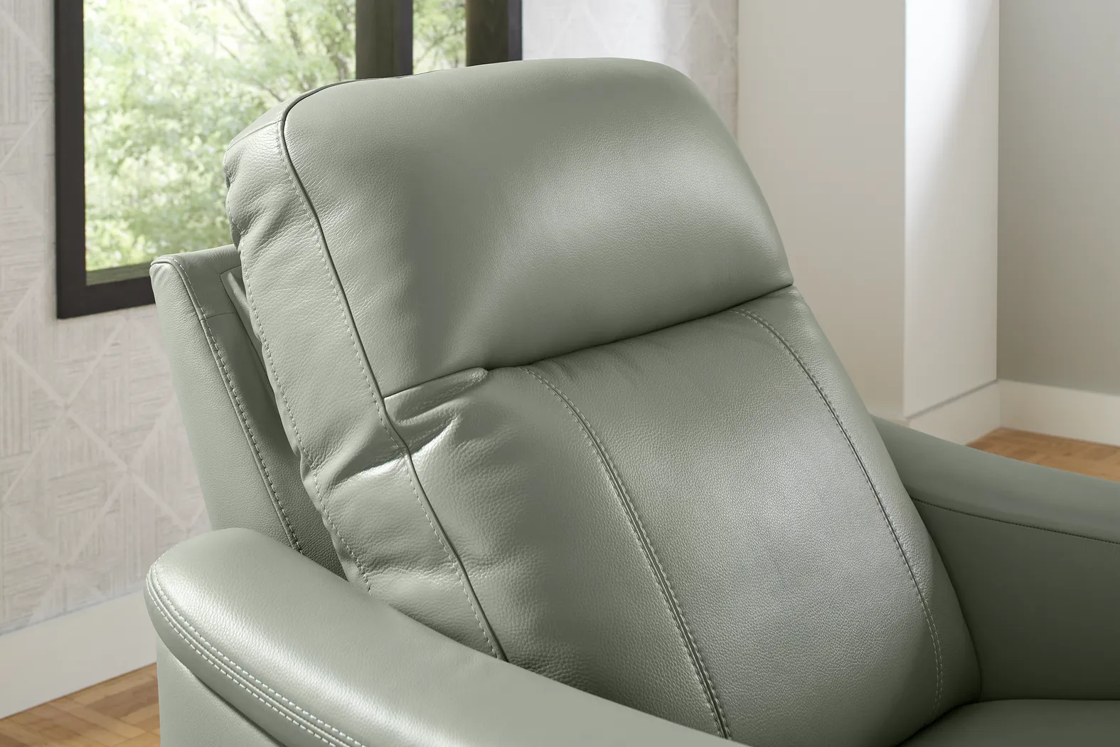 Newport Mint Leather Dual Power Recliner - Image 5