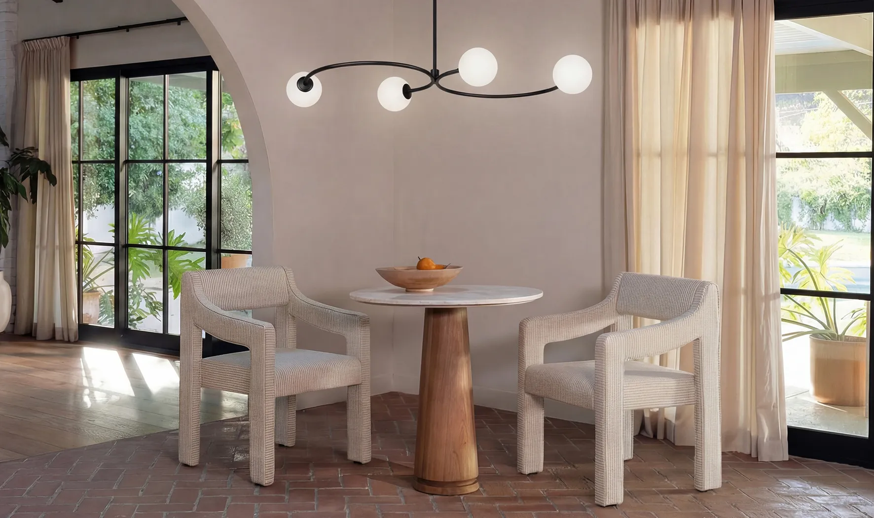Nexari Black Pendant - Thumbnail - Image 2
