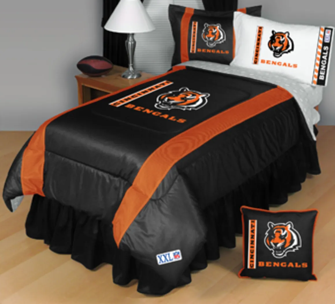NFL Sidelines Cincinnati Bengals Twin Bed Set - Thumbnail - Image 1