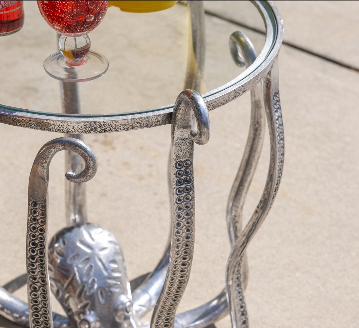 Niasea Silver Accent Table - Thumbnail - Image 10