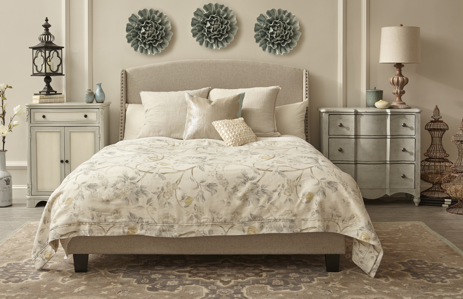 Niemann Beige Queen Upholstered Bed - Thumbnail - Image 4