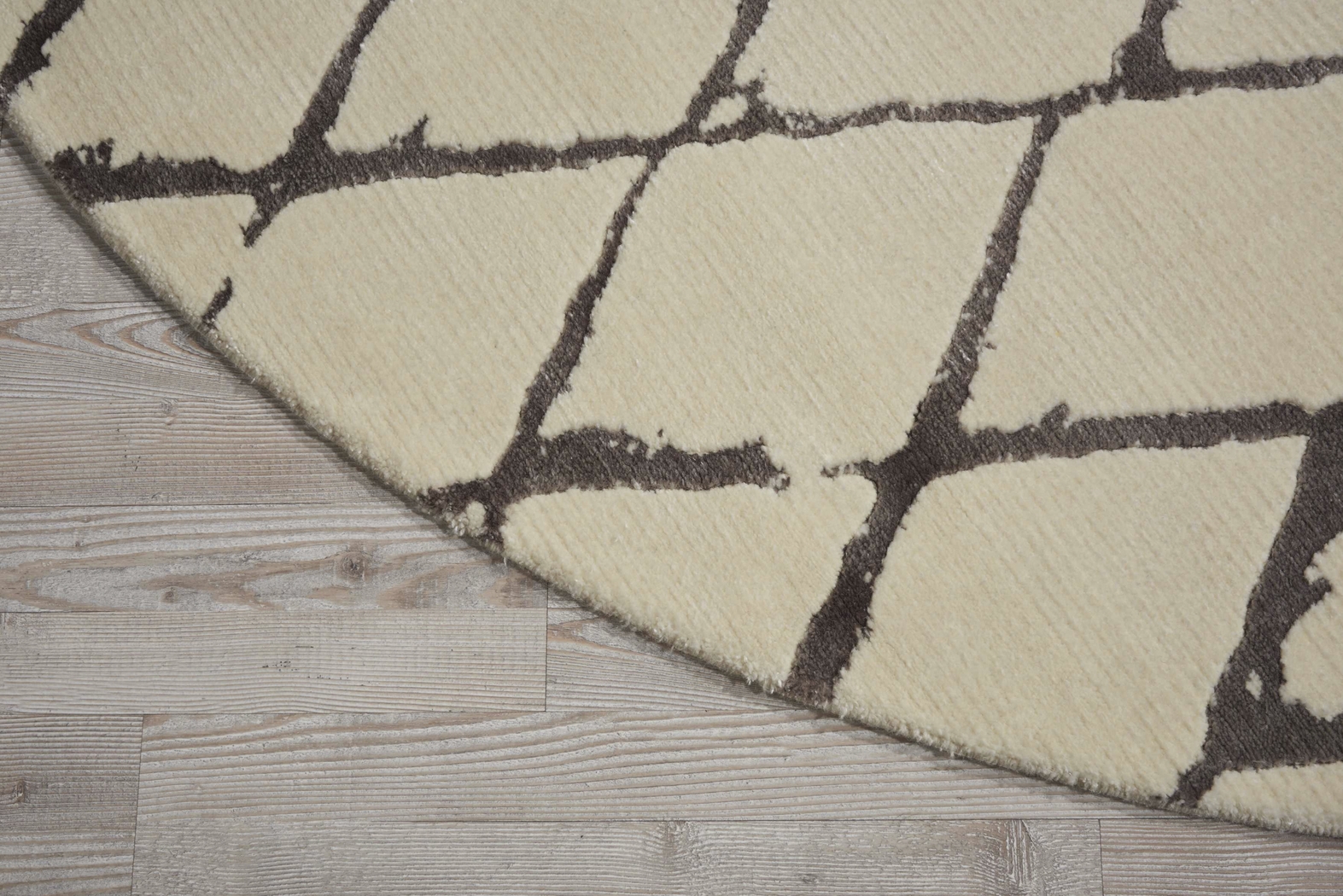 Nimala Twilight 8' Round Rug - Thumbnail - Image 3