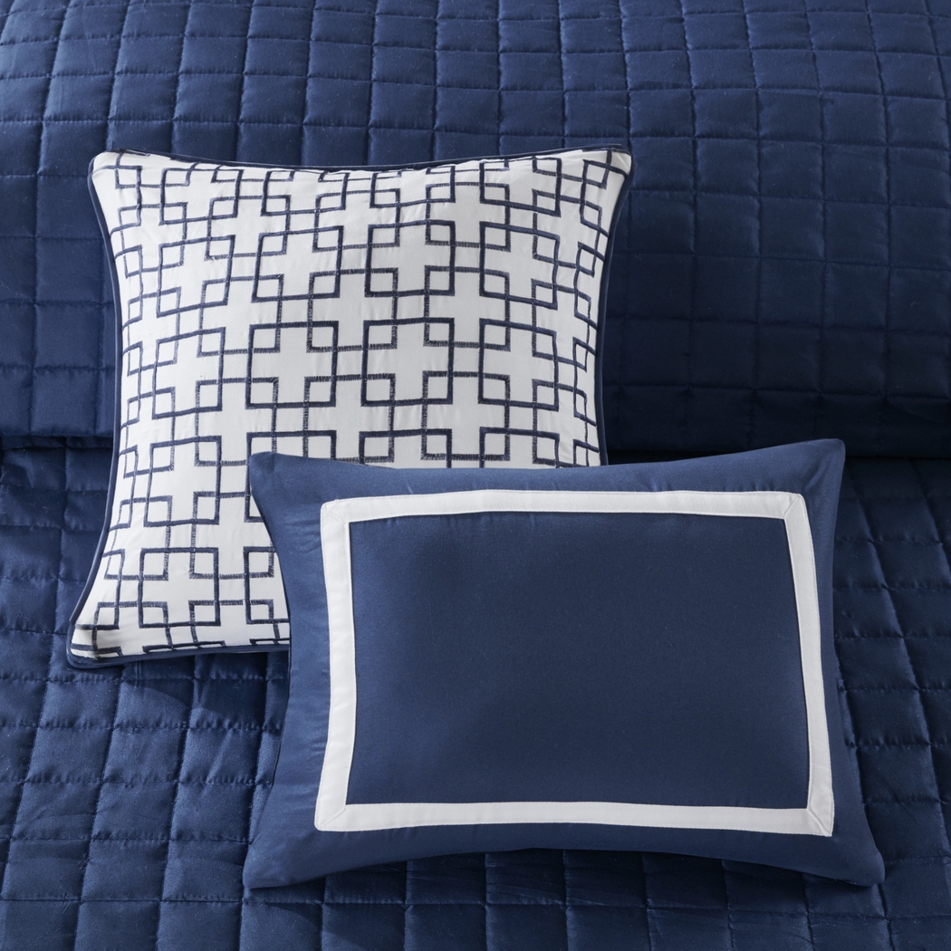 Noemy Navy 8 Pc King Coverlet Set - Thumbnail - Image 16