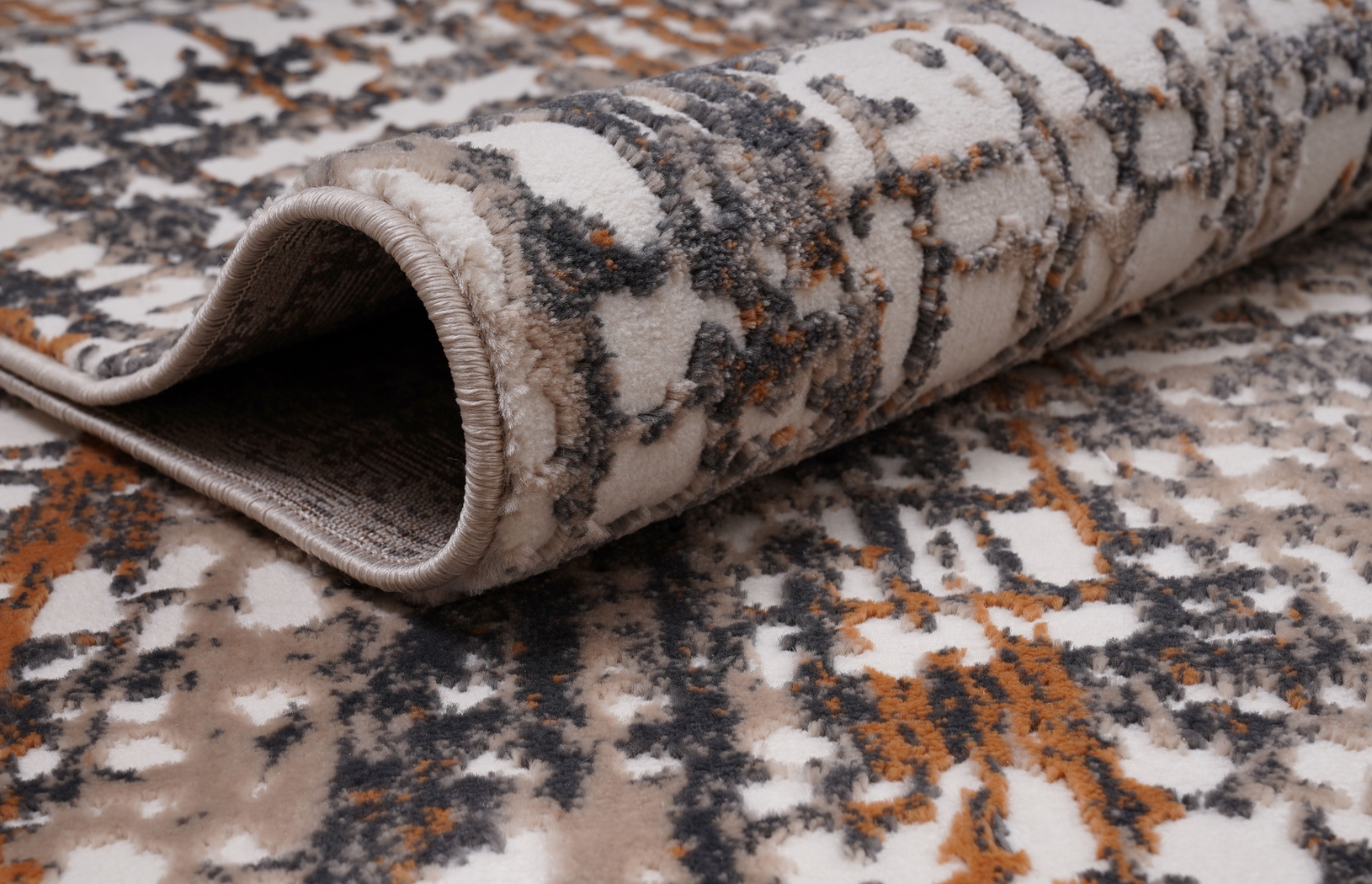 Nolesgate Beige 5'3 x 7'6 Rug - Thumbnail - Image 4