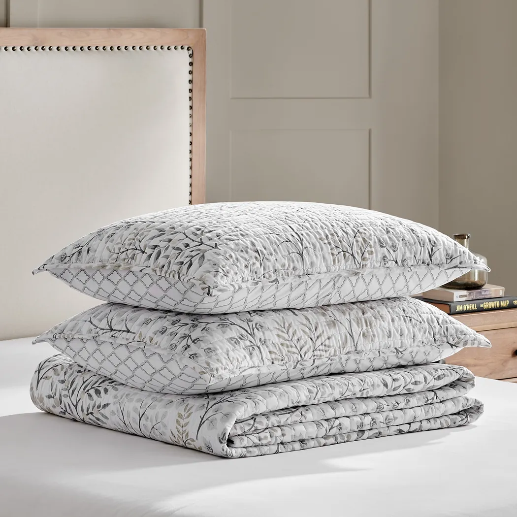 Nomalu White 2 Pc Twin/Twin XL Quilt Set - Thumbnail - Image 1
