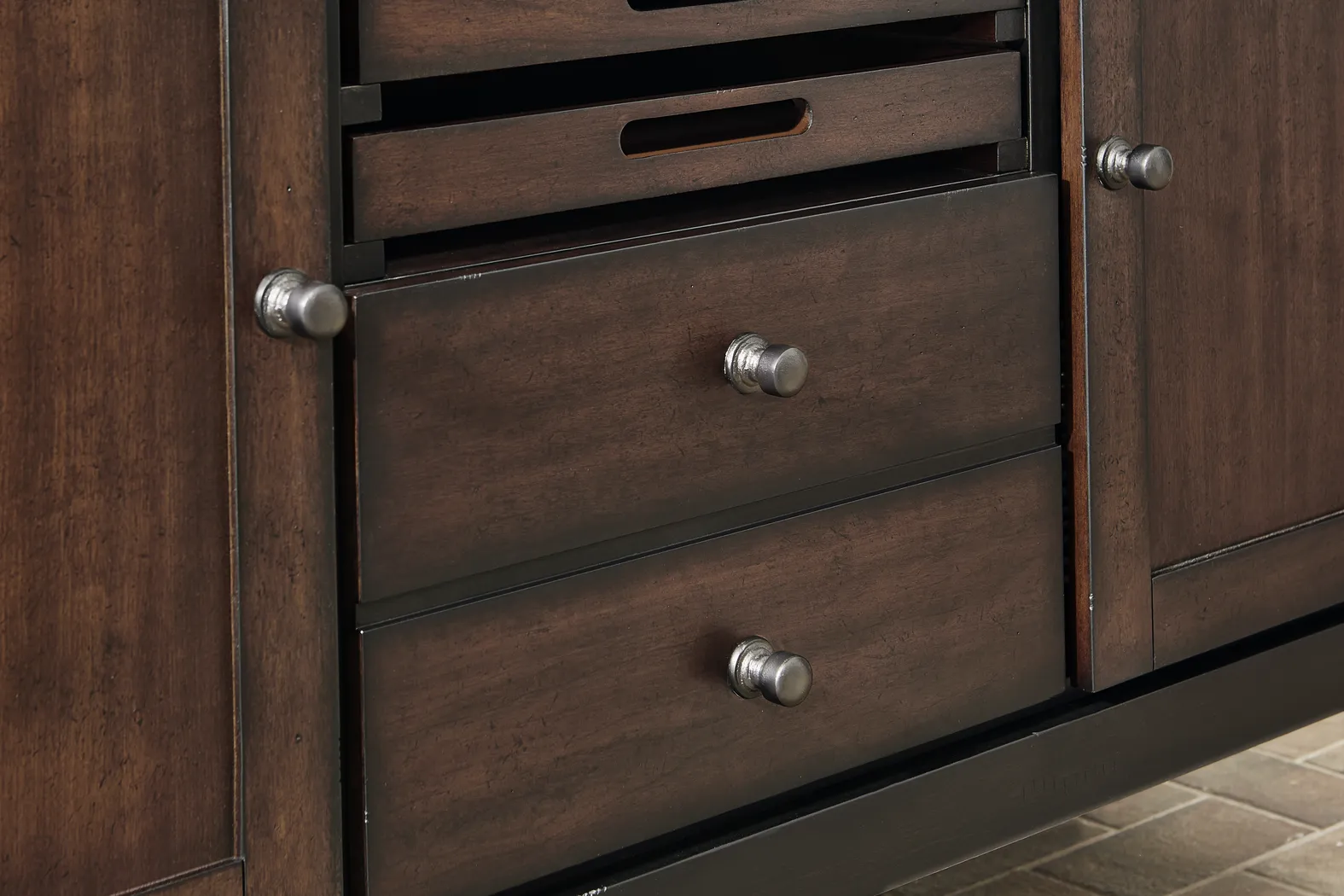 Northbrook Brown Cherry Finish Server - Image 8