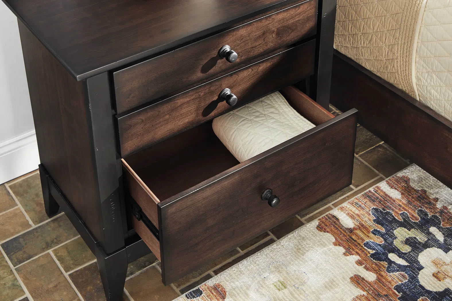 Northbrook Brown Cherry 5 Pc Queen Poster Bedroom - Thumbnail - Image 10