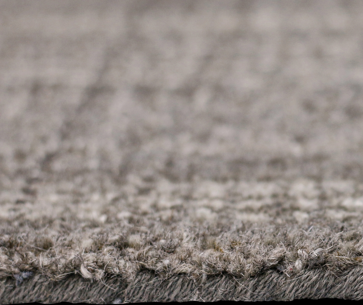 Northwind Graphite 7'6 x 9'6 Rug - Thumbnail - Image 5