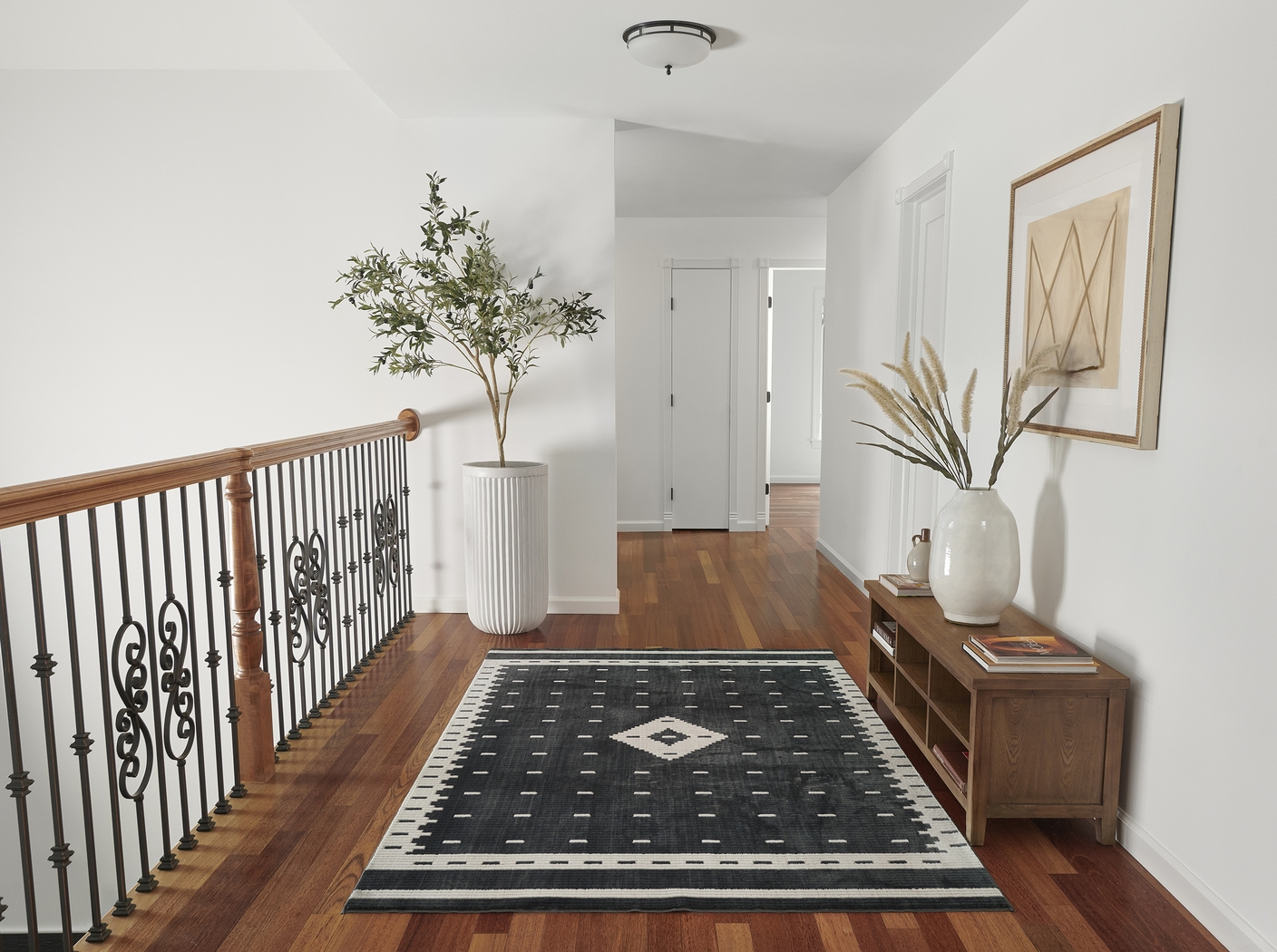 Novo Black 5'3 x 7'6 Rug - Thumbnail - Image 4