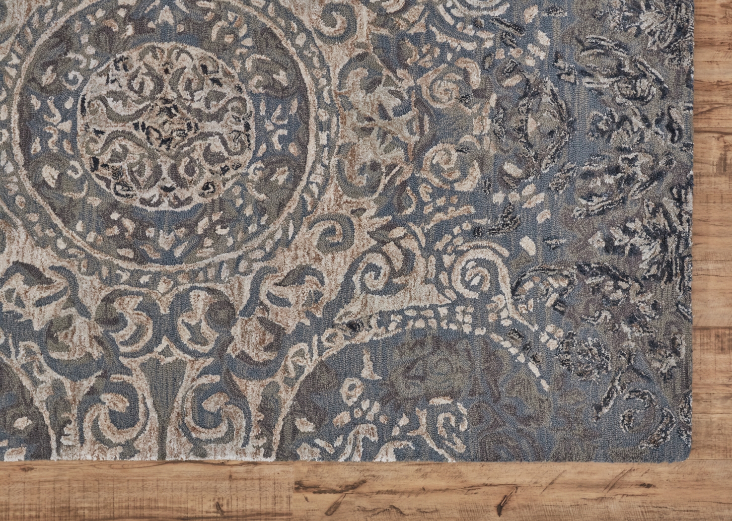 Nubia Gray 8'6 x 11'6 Rug - Thumbnail - Image 3