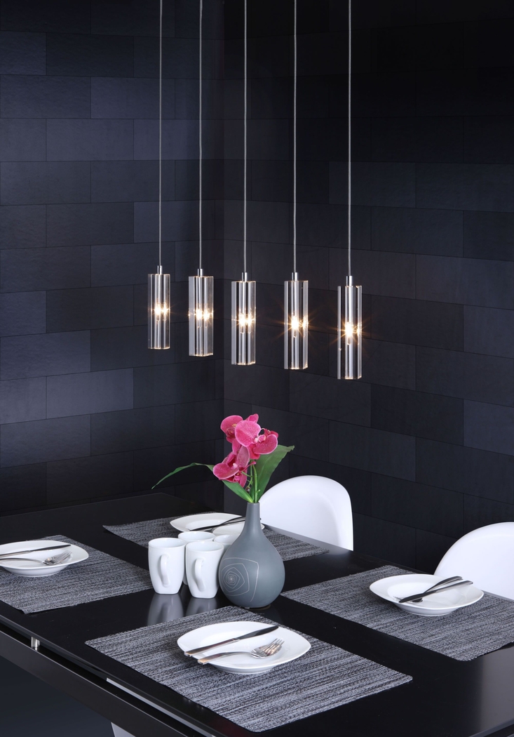 Oak Leaf Court Clear Pendant - Thumbnail - Image 4