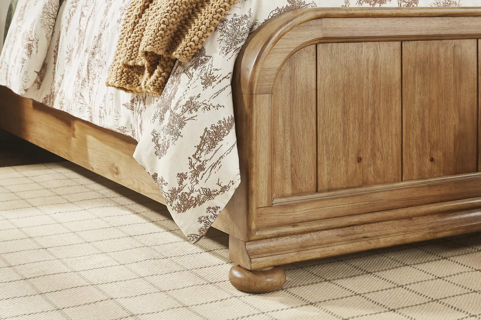 Oaklin Ridge Brown 5 Pc Queen Panel Bedroom - Thumbnail - Image 5