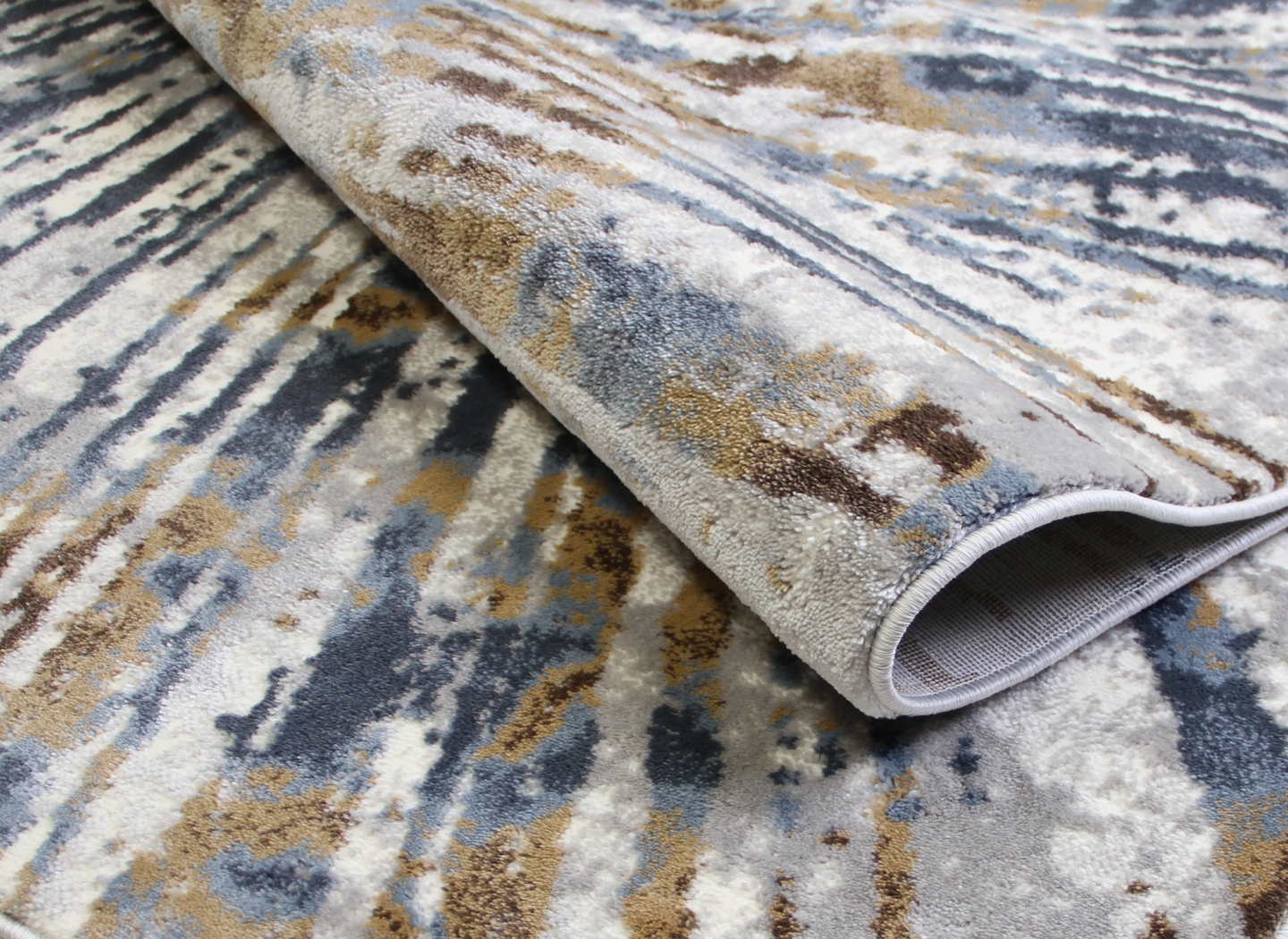 Oakwielde Gray 5'3 x 7'6 Rug - Thumbnail - Image 3