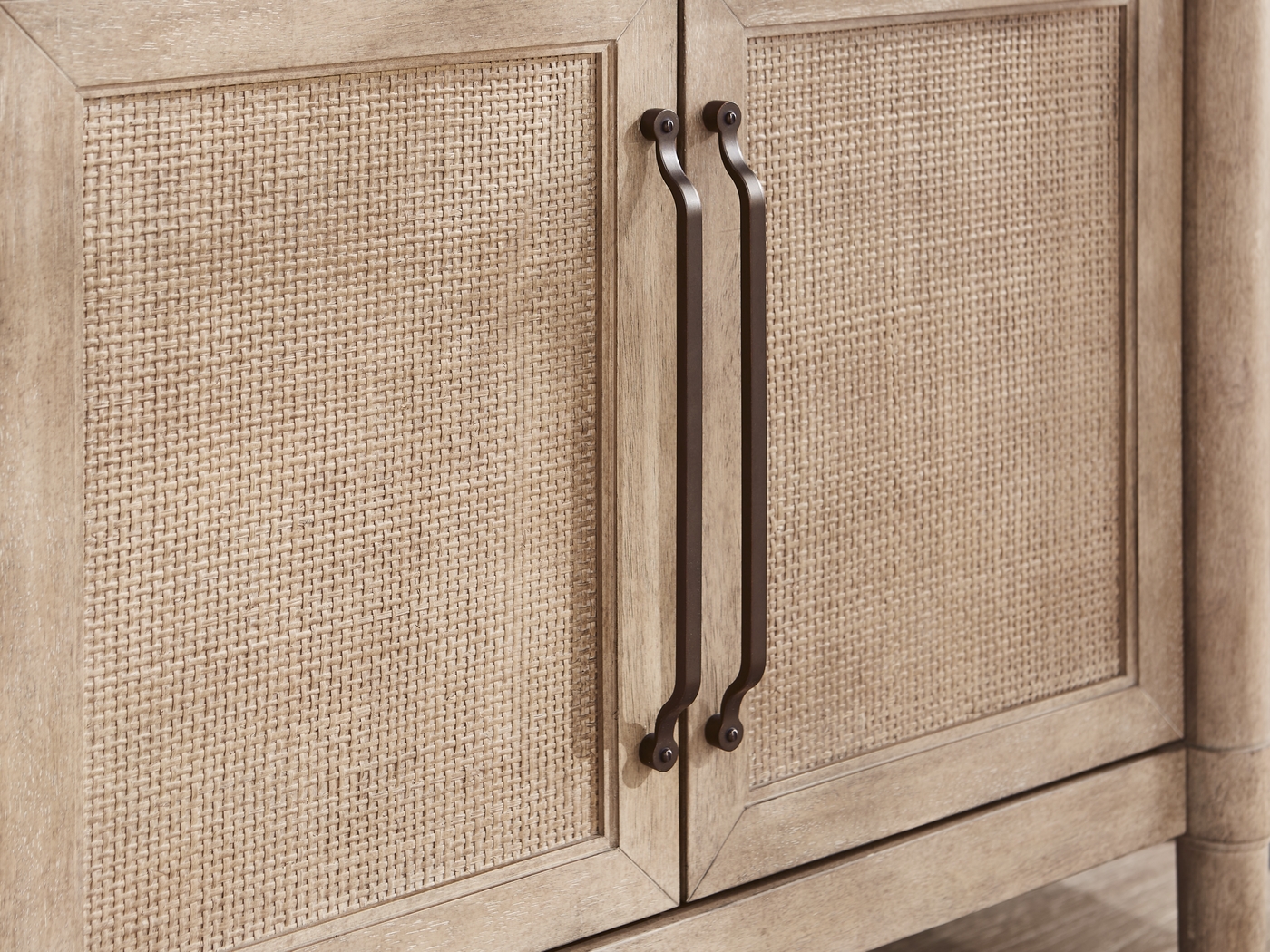 Oakwood Terrace Sand Sideboard - Thumbnail - Image 4