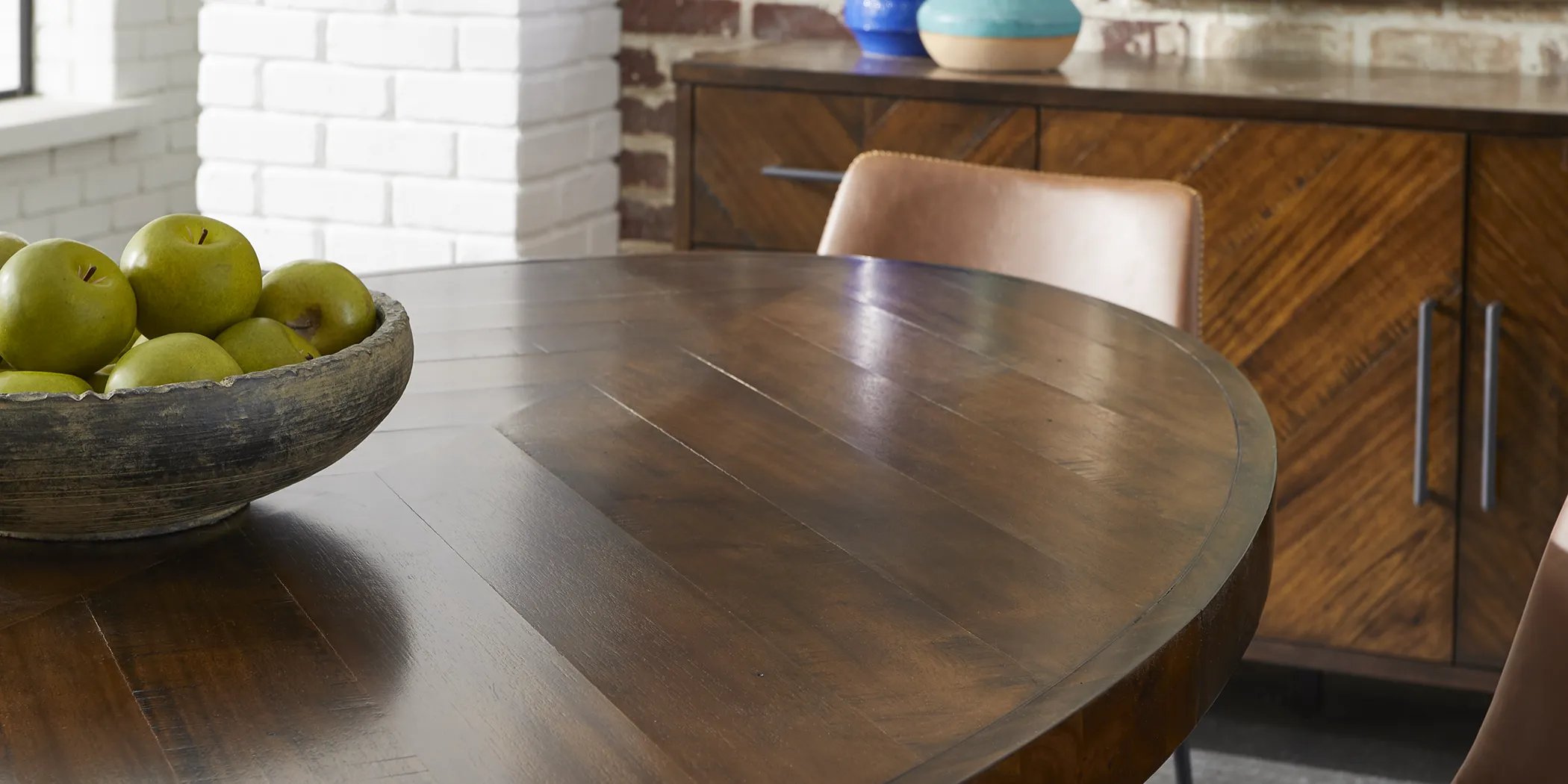 Obelia Tobacco 5 Pc Dining Room with Brown Side Chairs - Thumbnail - Image 2