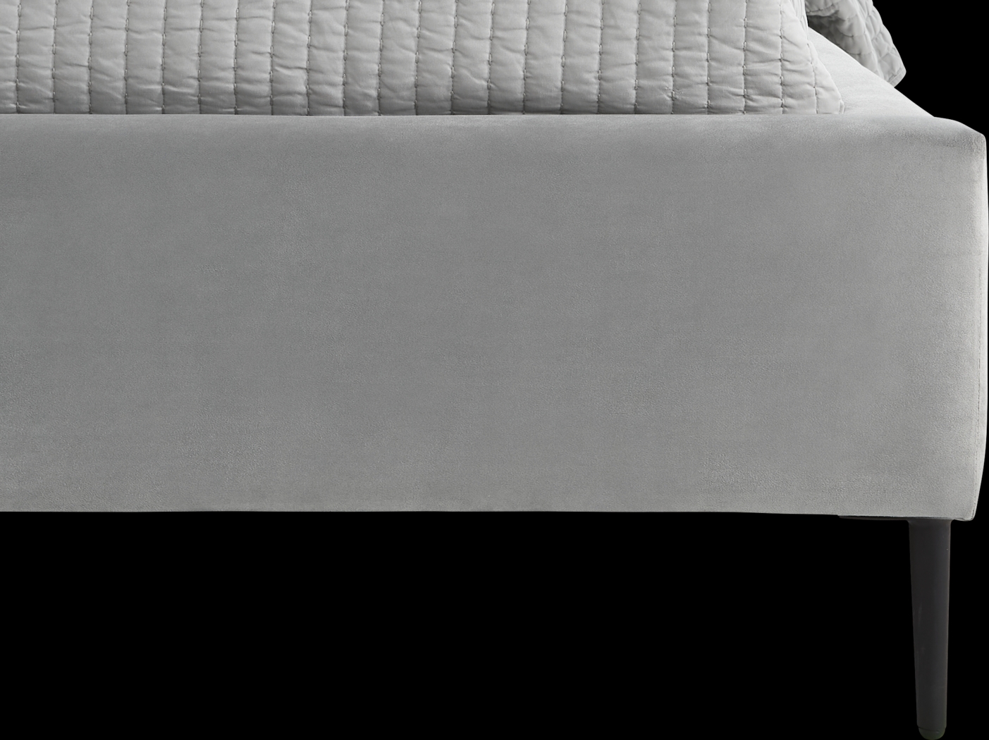 Ocean Drive Light Gray 3 Pc Queen Platform Bed - Thumbnail - Image 3